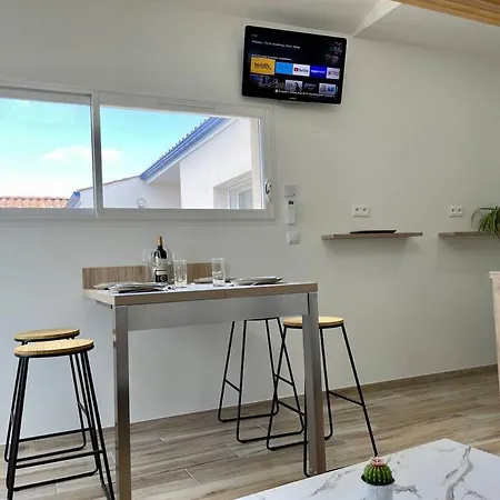 Independant 4 Personnes Pisany