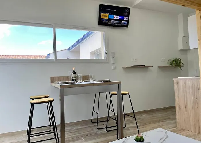 Independant 4 Personnes Pisany